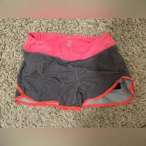 Senita Athletics Size M 2 in 1 Shorts